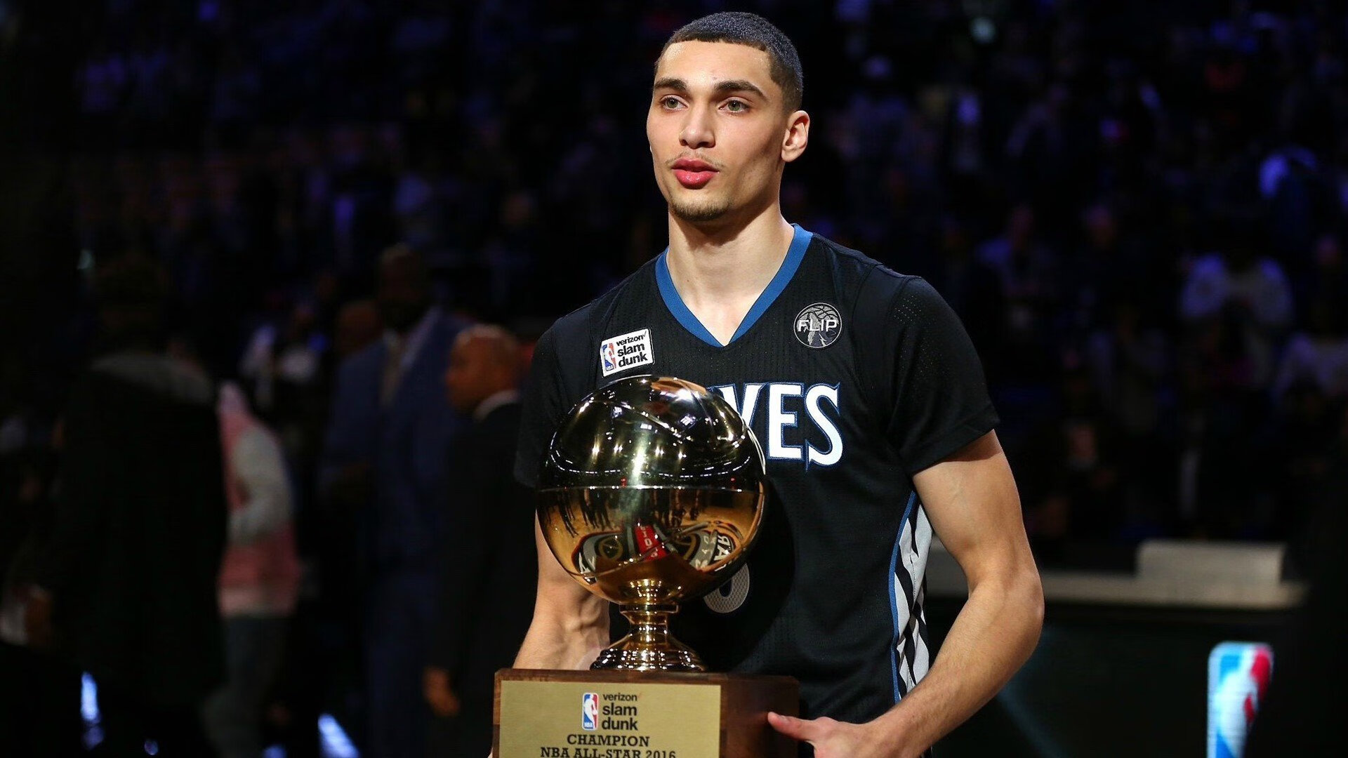 字母哥迎来十二赛季出色发挥，皇家马德里观众热烈欢呼！上演精彩一战